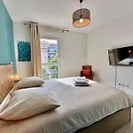 Apartman Moderne - Terrasse - Video Projecteur